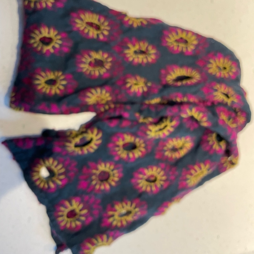 Elzbeth Tascioni style scarf